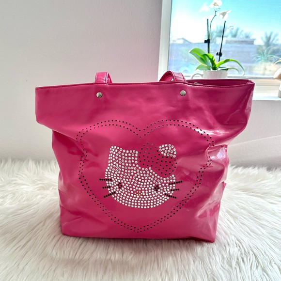 HELLO KITTY RARE TOTE - Picture 9 of 9